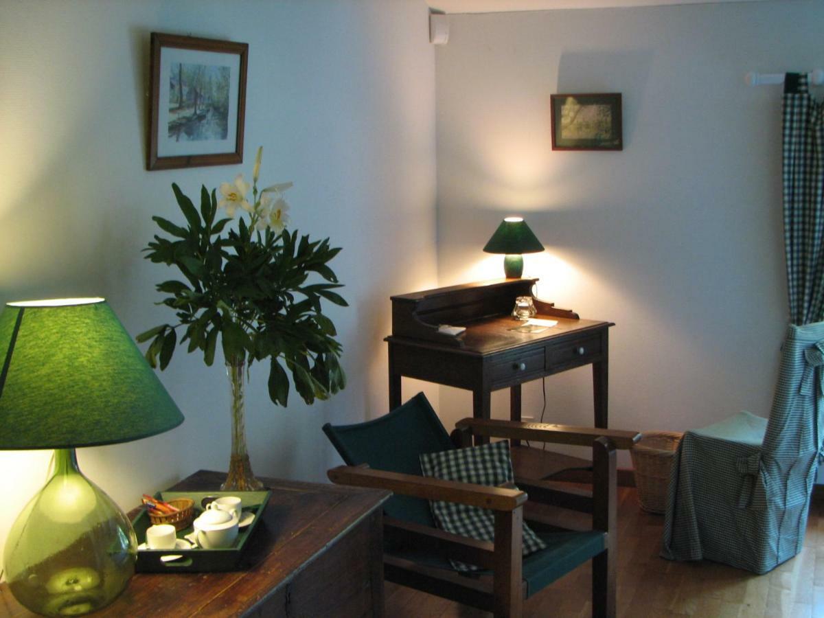 Le Petit Massigny Bed & Breakfast Les Velluire-sur-Vendee Eksteriør bilde