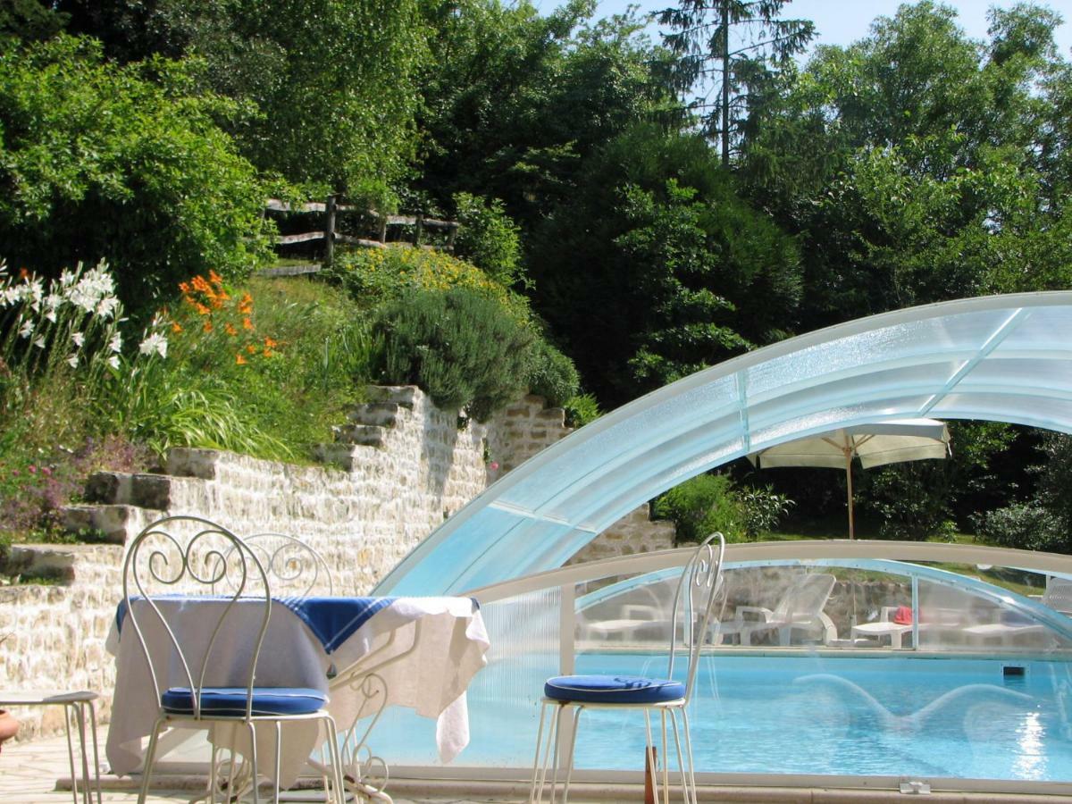 Le Petit Massigny Bed & Breakfast Les Velluire-sur-Vendee Eksteriør bilde