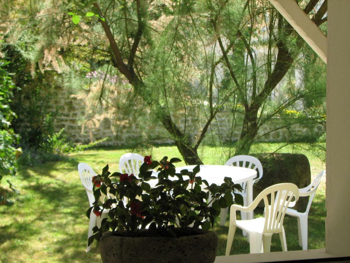 Le Petit Massigny Bed & Breakfast Les Velluire-sur-Vendee Eksteriør bilde