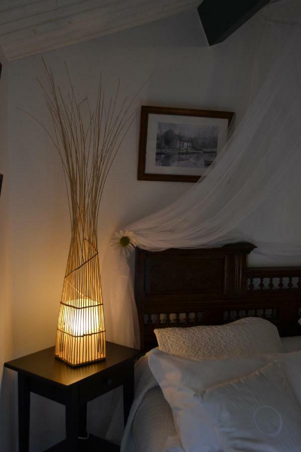 Le Petit Massigny Bed & Breakfast Les Velluire-sur-Vendee Eksteriør bilde